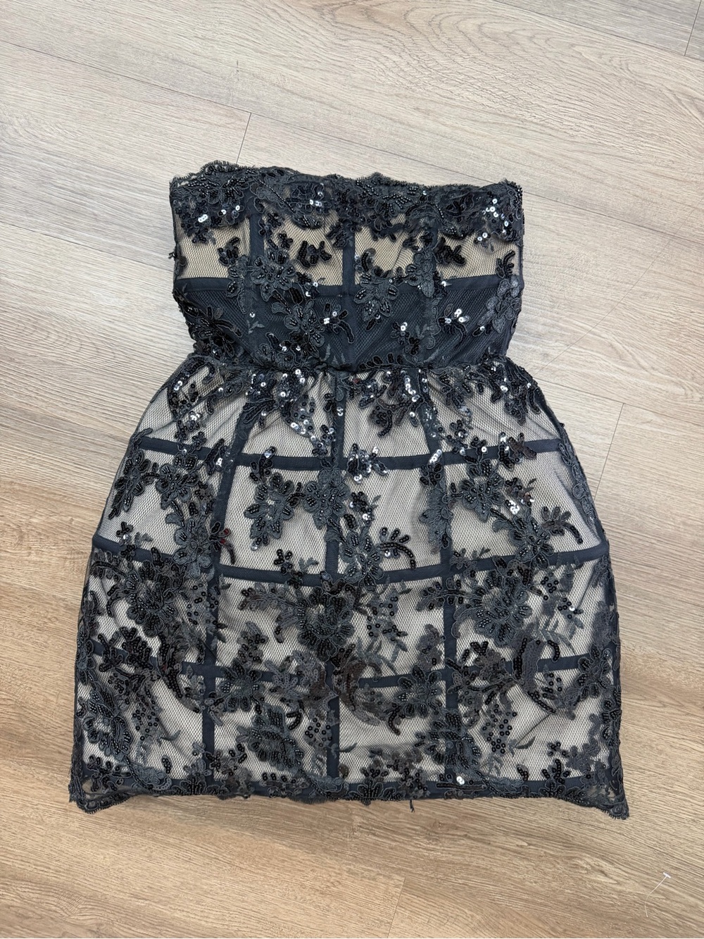 NWT Alice + Olivia Black Lace Sequin Strapless Party Dress Sz 2